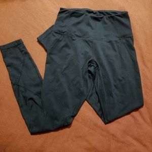 Zella Highwaisted Black Leggings with Mesh Panels